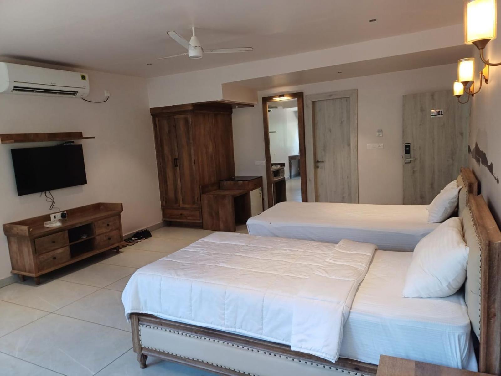 Ariena By Spree Hotels Goa مورجيم المظهر الخارجي الصورة